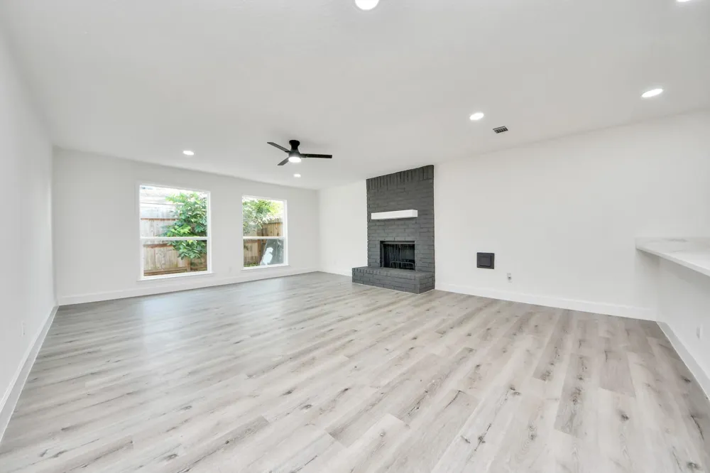 4222 Alief Village Drive Houston, TX 77072