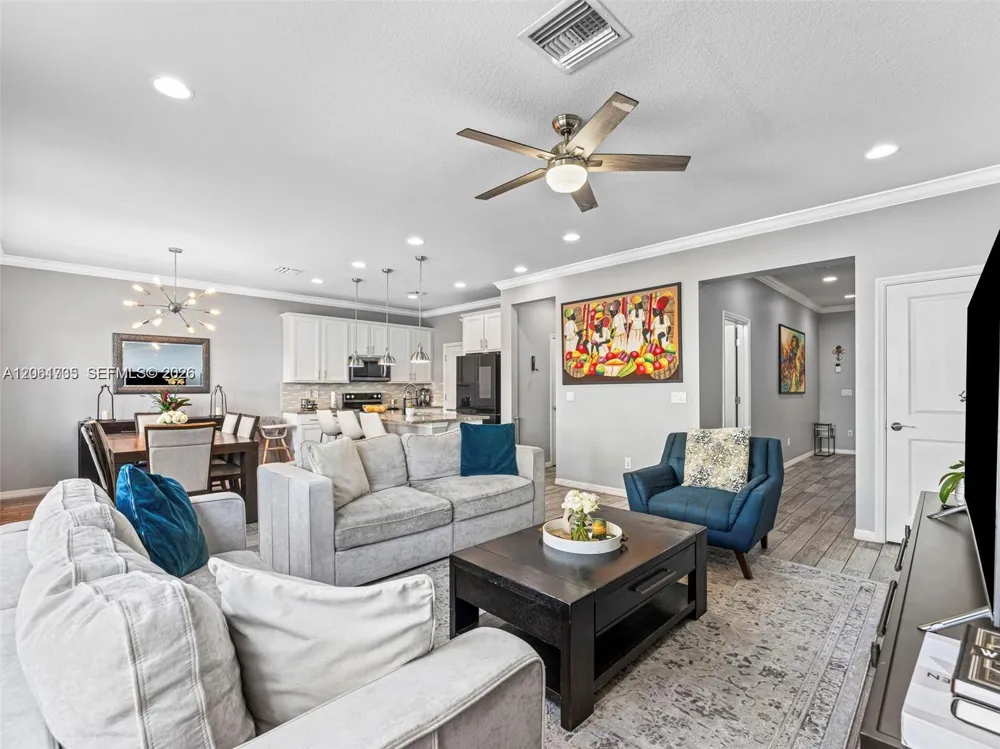 3953 Black Olive Ln #3953 Hollywood, FL 33021