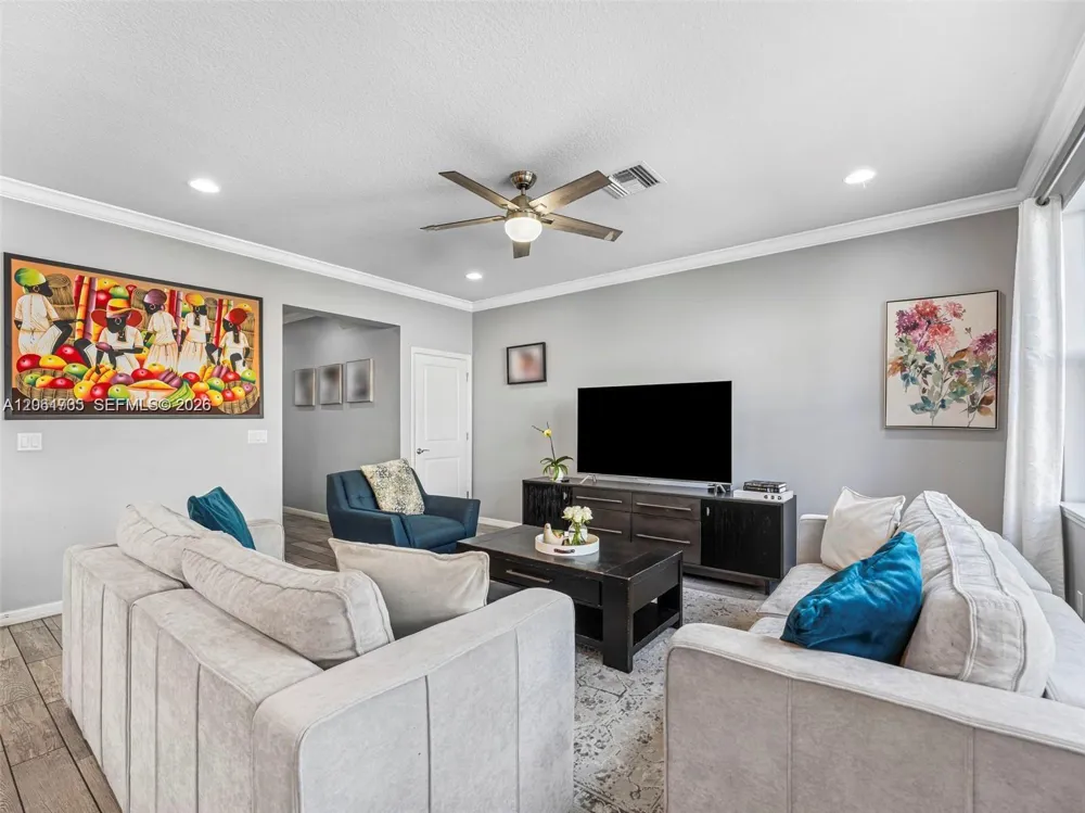 3953 Black Olive Ln #3953 Hollywood, FL 33021