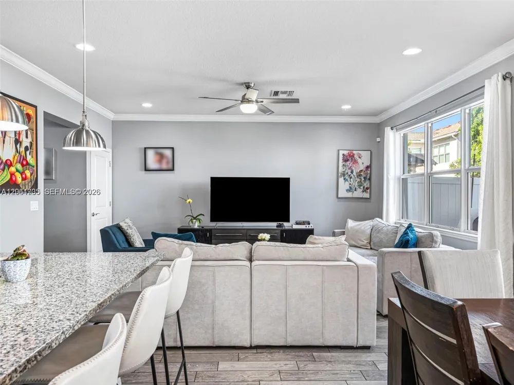 3953 Black Olive Ln #3953 Hollywood, FL 33021