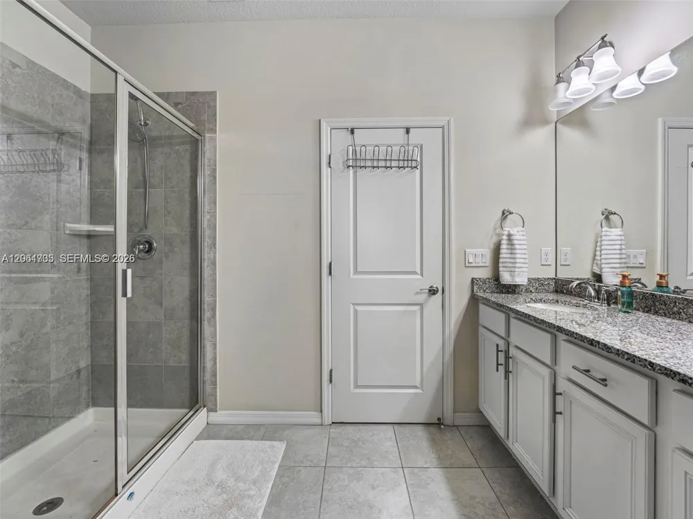 3953 Black Olive Ln #3953 Hollywood, FL 33021