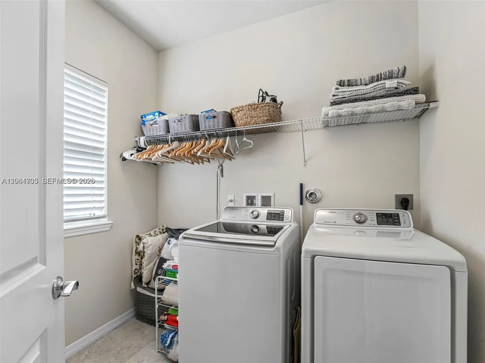 3953 Black Olive Ln #3953 Hollywood, FL 33021