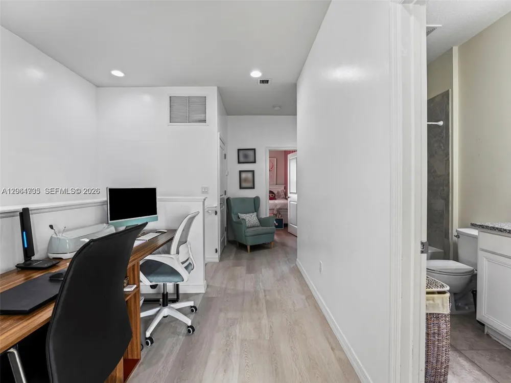 3953 Black Olive Ln #3953 Hollywood, FL 33021
