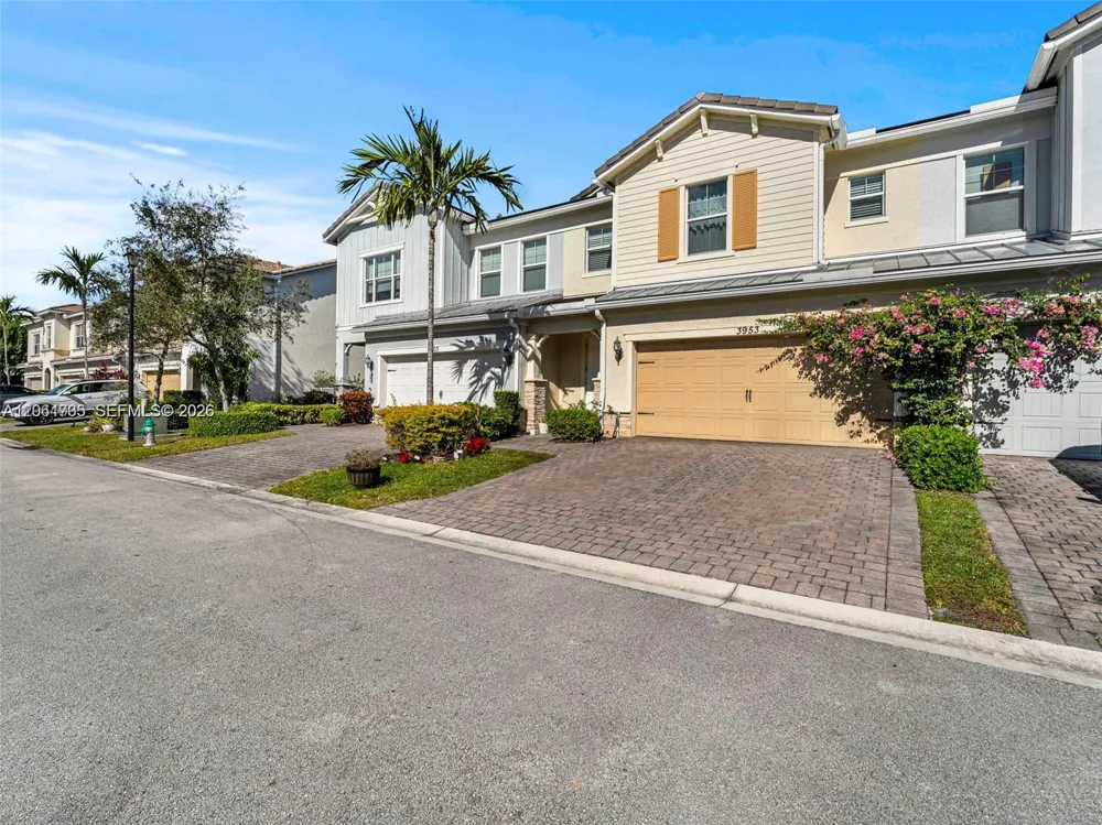 3953 Black Olive Ln #3953 Hollywood, FL 33021