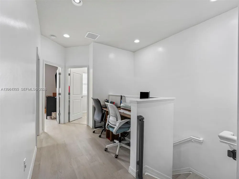3953 Black Olive Ln #3953 Hollywood, FL 33021
