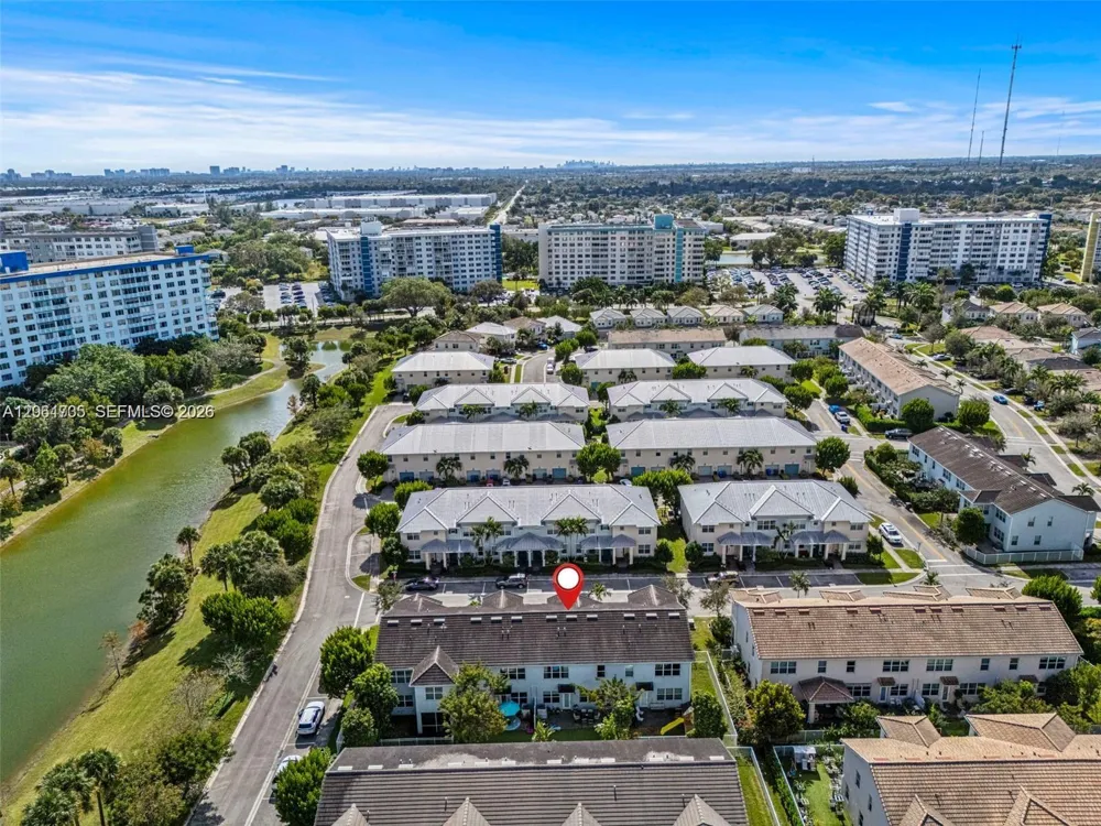 3953 Black Olive Ln #3953 Hollywood, FL 33021