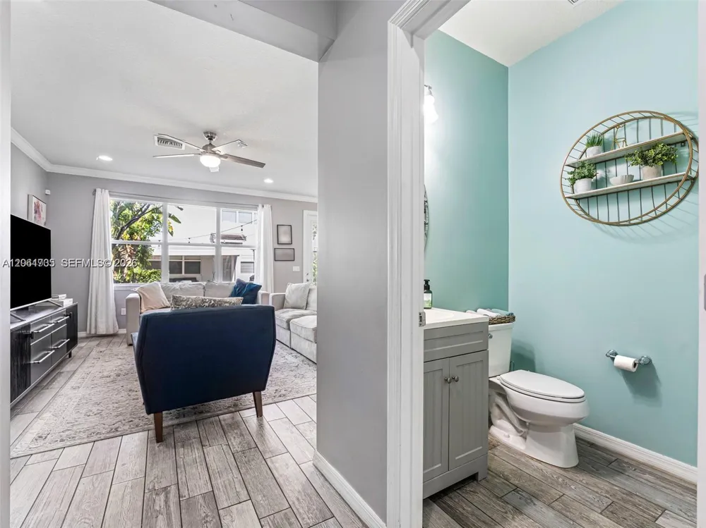 3953 Black Olive Ln #3953 Hollywood, FL 33021