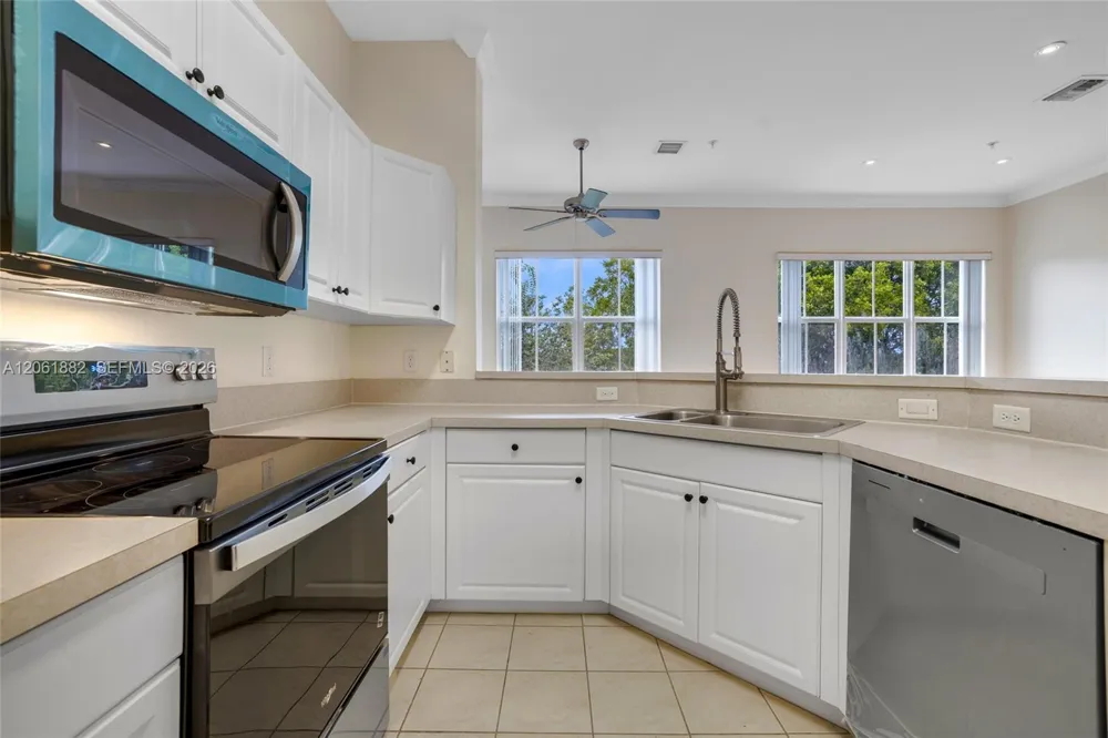 4402 SW 160th Ave #934 Miramar, FL 33027