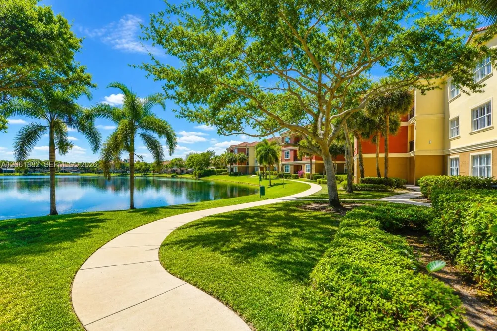 4402 SW 160th Ave #934 Miramar, FL 33027