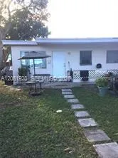 3477 NE 13th Ave #B