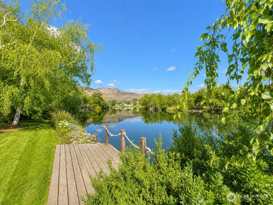 1616 Cherry Street Oroville, WA 98844