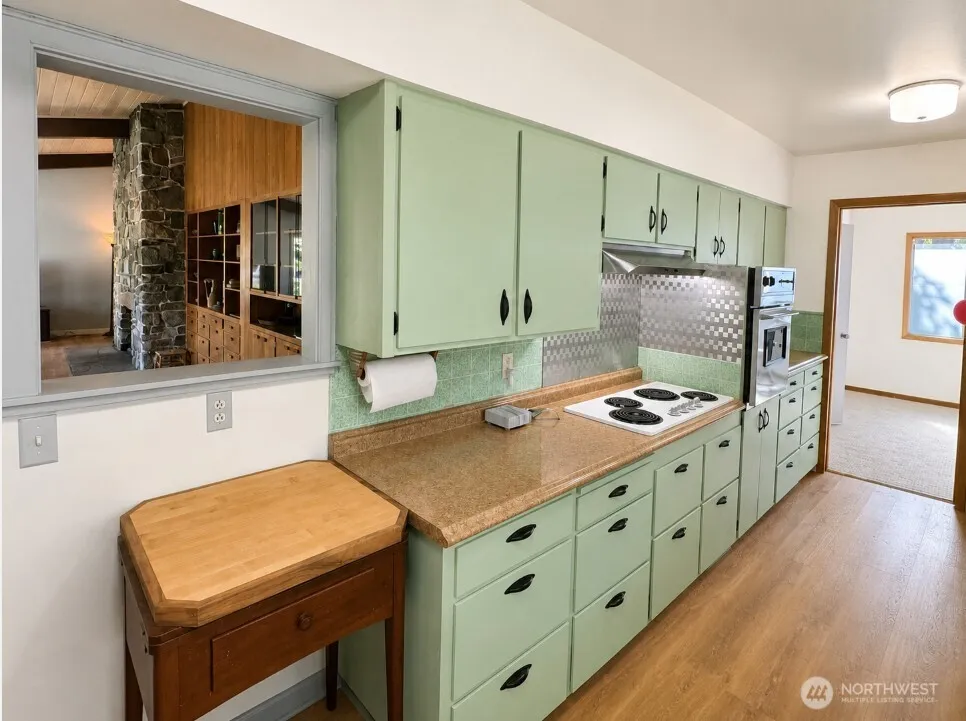 1616 Cherry Street Oroville, WA 98844