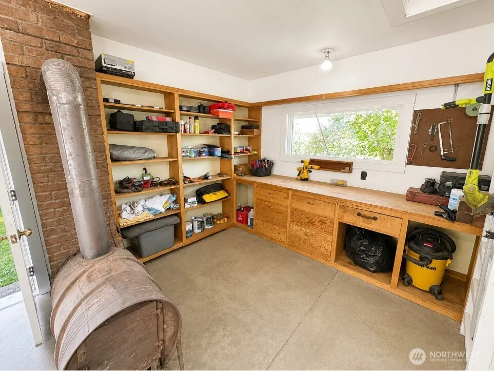 1616 Cherry Street Oroville, WA 98844