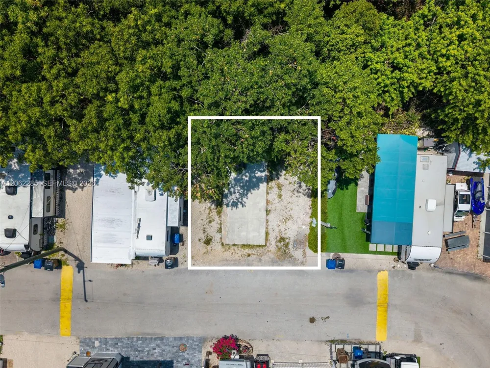 325 Calusa St Lot 116 Key Largo, FL 33037