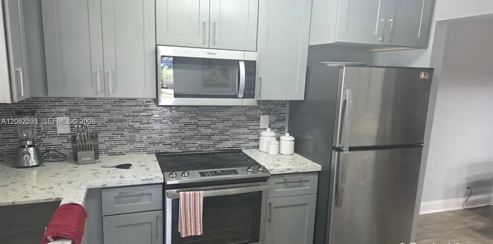 524 Osprey Dr #10B Delray Beach, FL 33444
