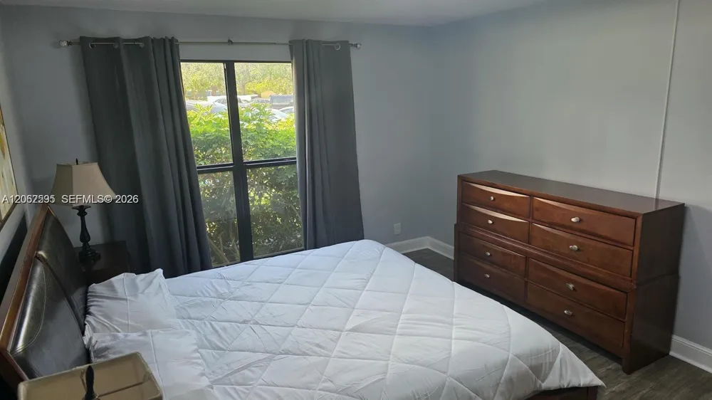 524 Osprey Dr #10B Delray Beach, FL 33444