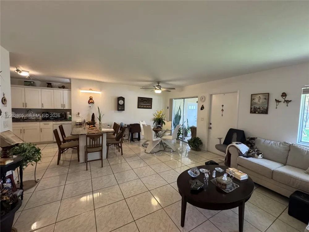5773 La Pinata Blvd #A-1 Green Acres, FL 33463