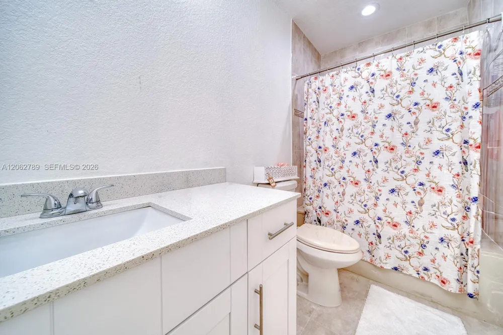21130 SW 87th Ave #304 Cutler Bay, FL 33189