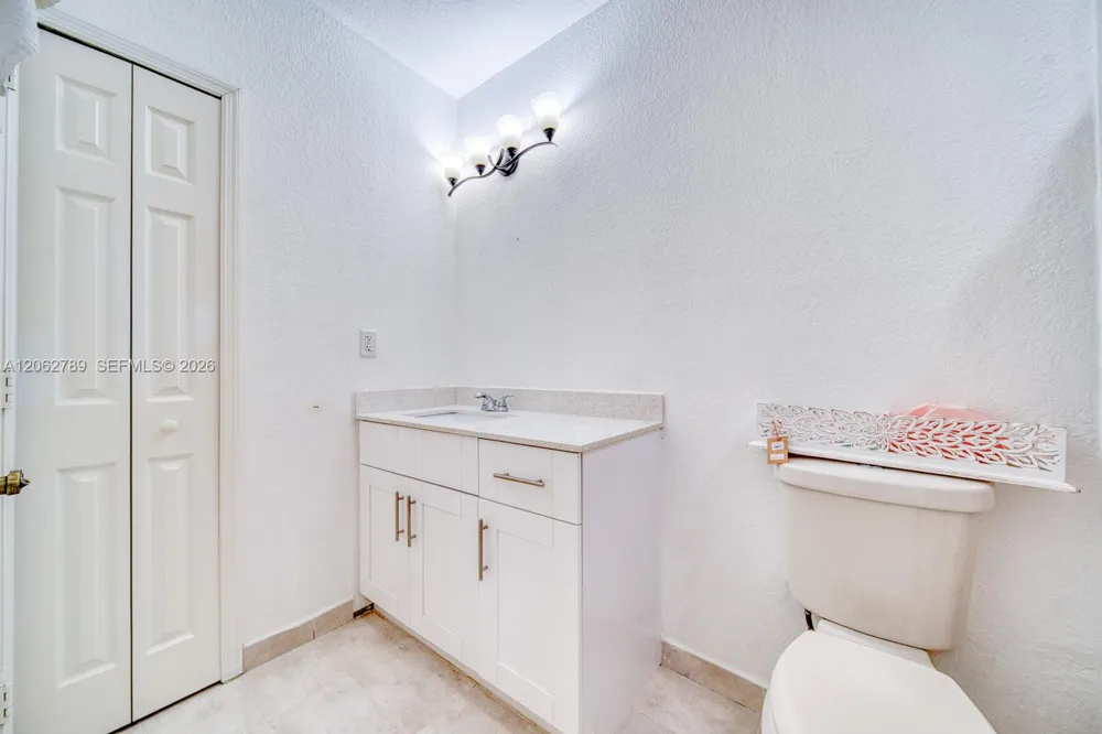 21130 SW 87th Ave #304 Cutler Bay, FL 33189