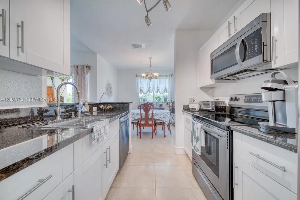 21130 SW 87th Ave #304 Cutler Bay, FL 33189