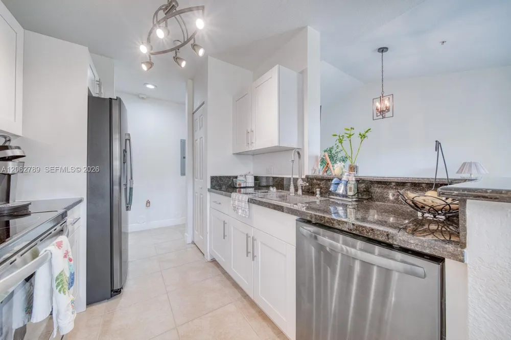 21130 SW 87th Ave #304 Cutler Bay, FL 33189