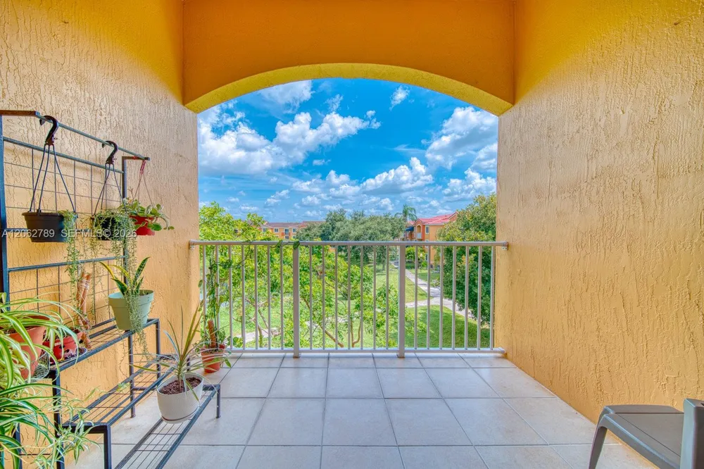 21130 SW 87th Ave #304 Cutler Bay, FL 33189