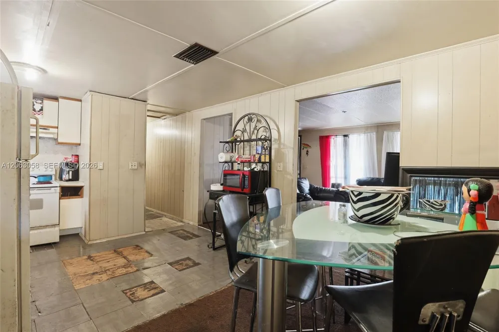 1004 Kentucky Clewiston, FL 33440
