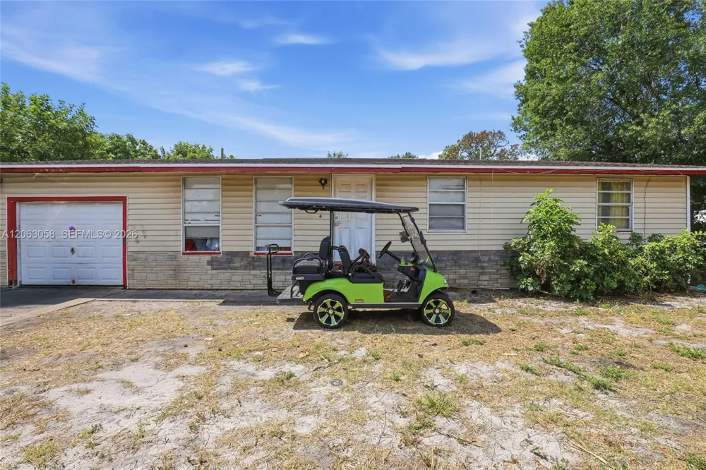 1004 Kentucky Clewiston, FL 33440