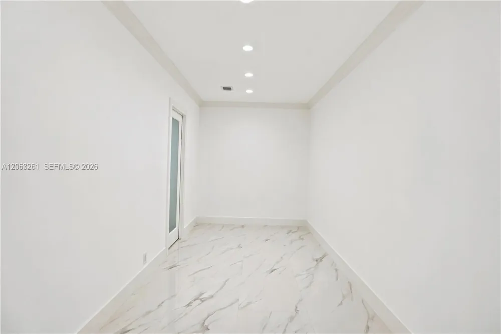 12810 Cyprus Rd North Miami, FL 33181
