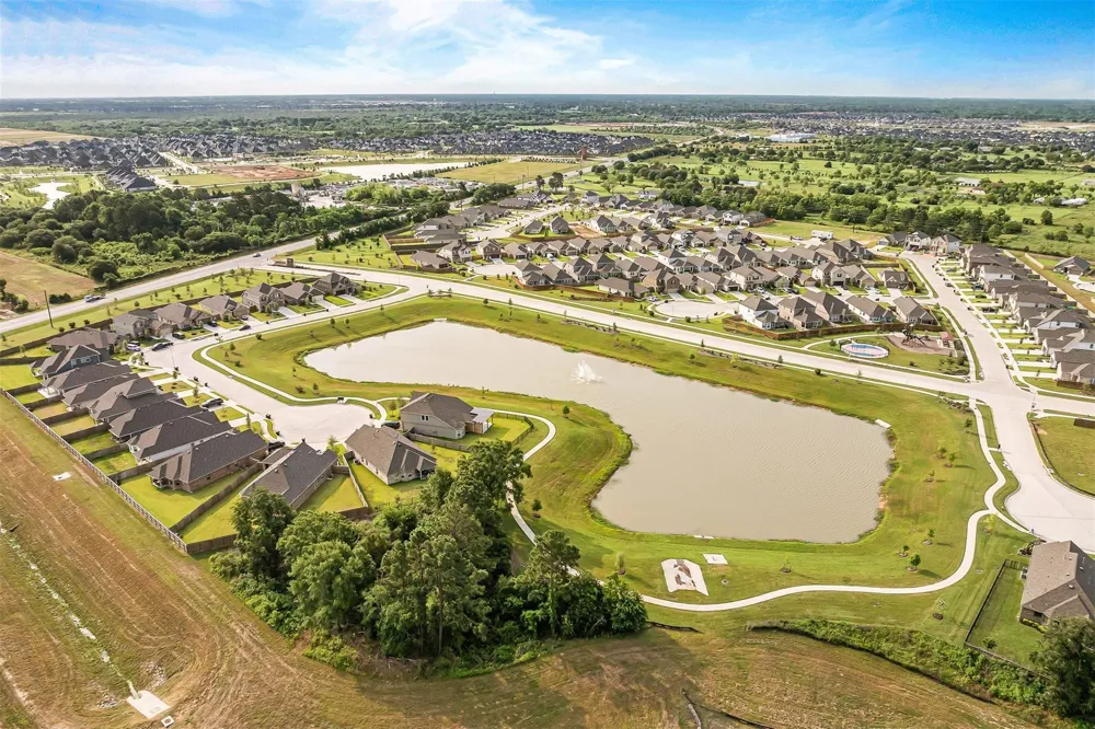 5803 Aurora Lane Fulshear, TX 77441