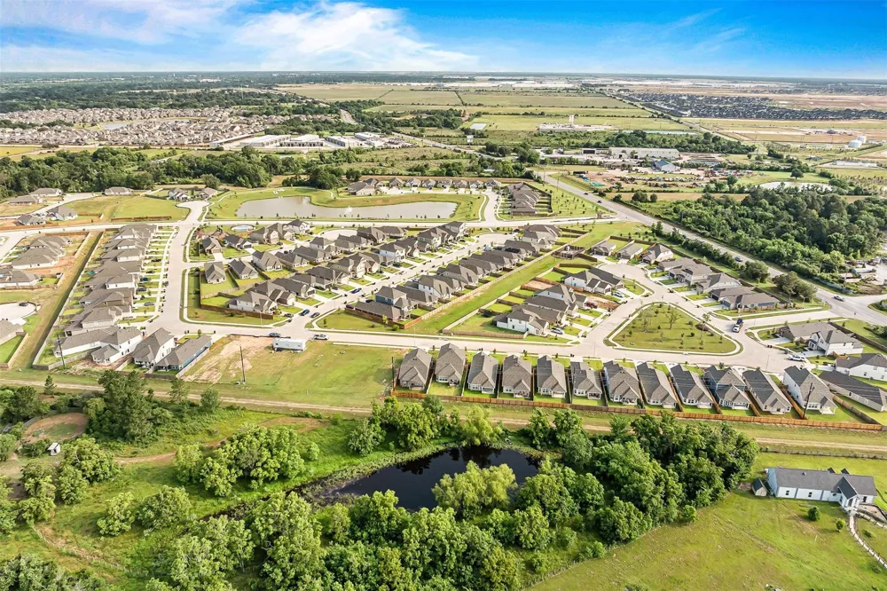 5803 Aurora Lane Fulshear, TX 77441