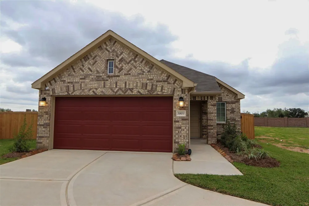5803 Aurora Lane Fulshear, TX 77441