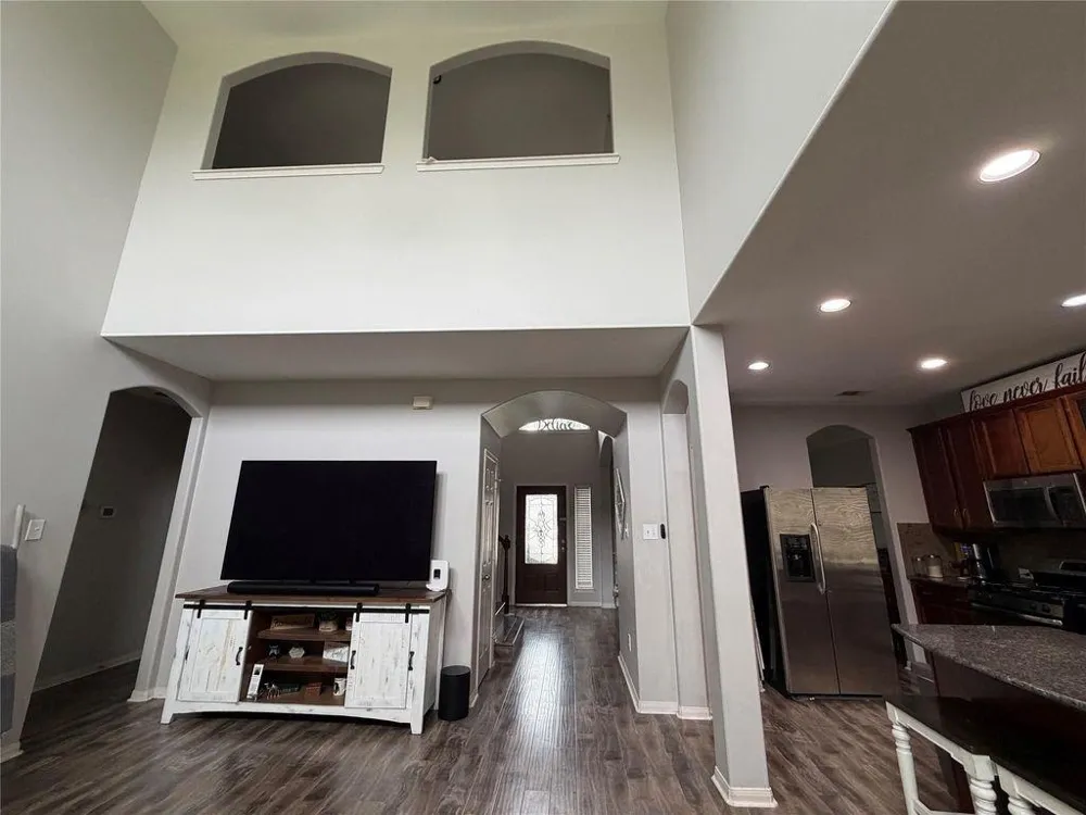 1702 Lansing Cove Drive Fresno, TX 77545