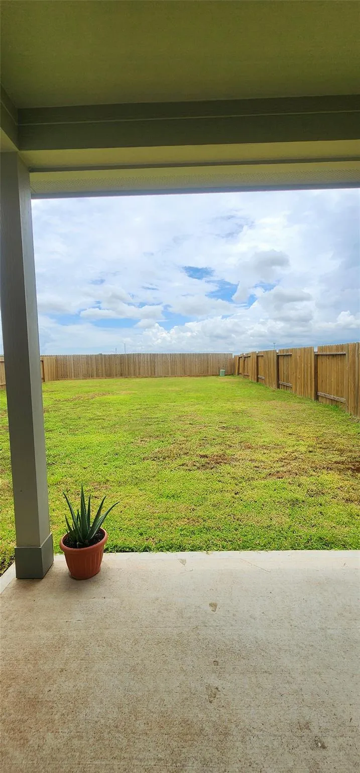 207 Tejas Village Parkway Beasley, TX 77417