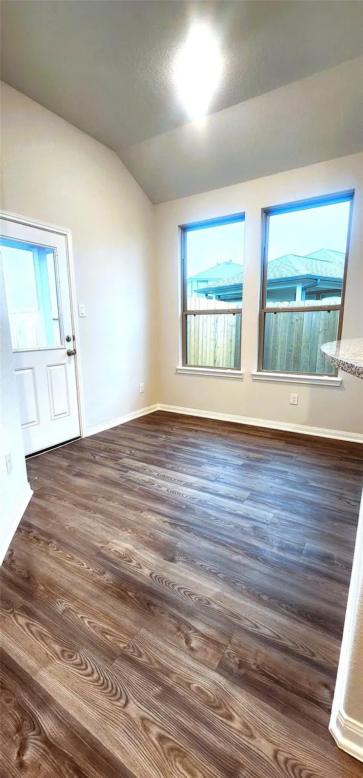 207 Tejas Village Parkway Beasley, TX 77417