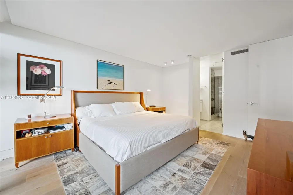 2901 S Bayshore Dr #8E Coconut Grove, FL 33133