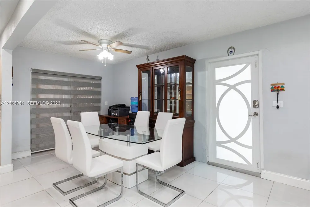 1211 NW 179th St Miami Gardens, FL 33169