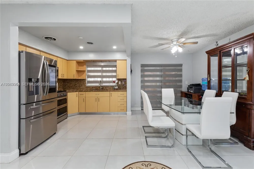 1211 NW 179th St Miami Gardens, FL 33169