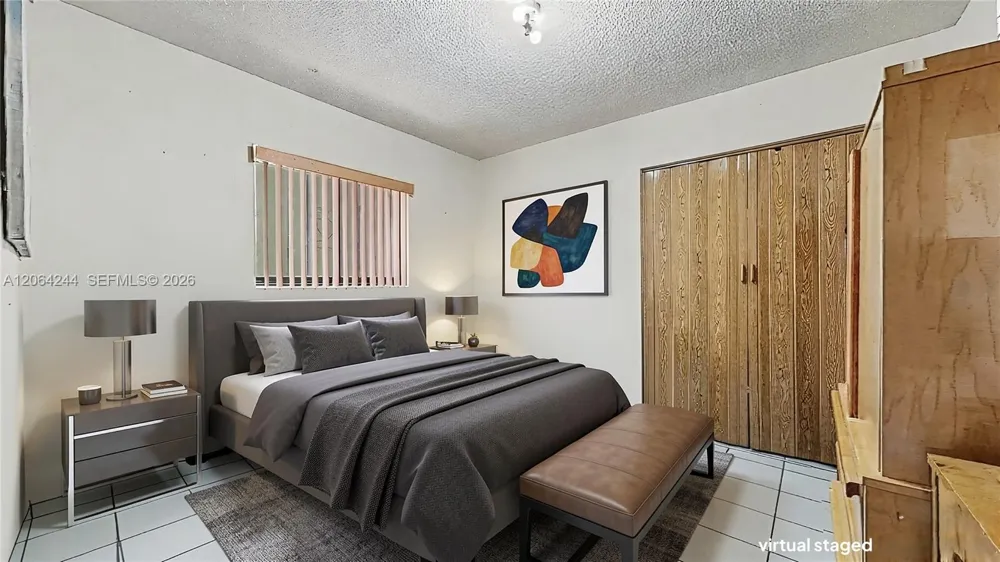 5465 W 21st Ct Hialeah, FL 33016