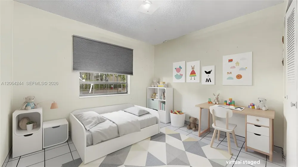 5465 W 21st Ct Hialeah, FL 33016