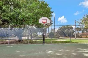 1713 Whitehall Dr #306 Davie, FL 33324