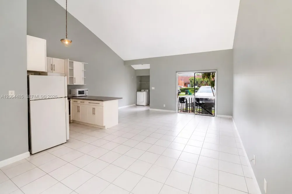 2242 NW 55th Ter #2242 Lauderhill, FL 33313