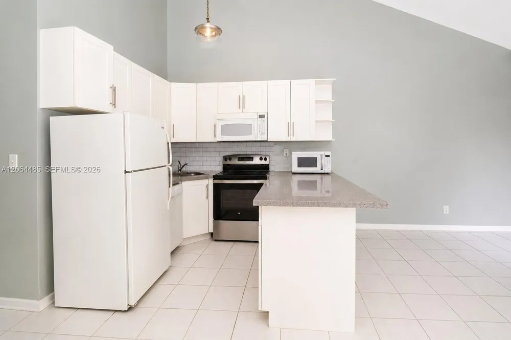 2242 NW 55th Ter #2242 Lauderhill, FL 33313