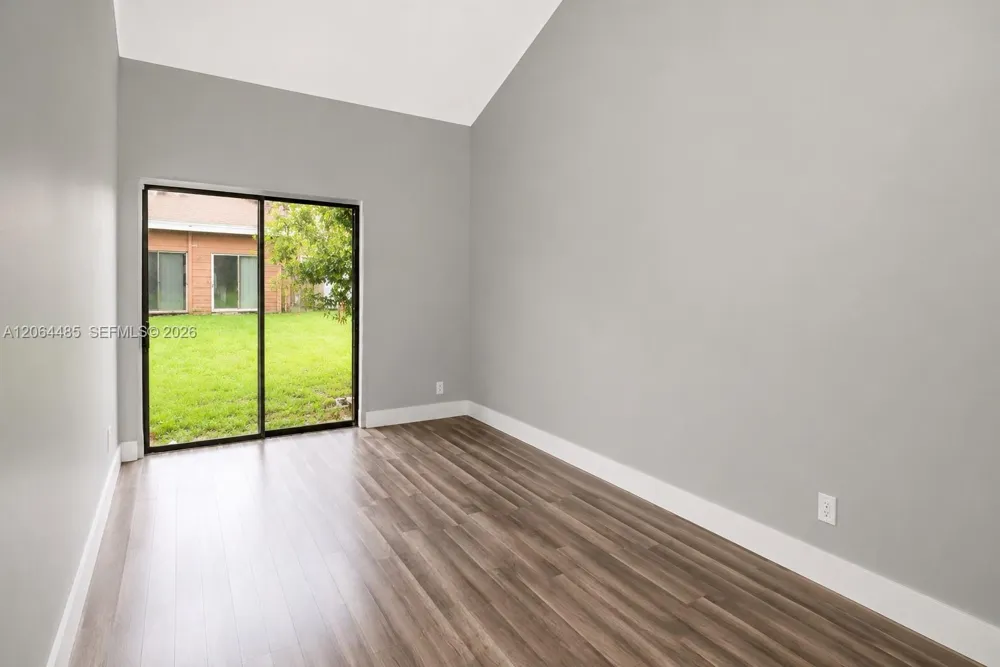 2242 NW 55th Ter #2242 Lauderhill, FL 33313