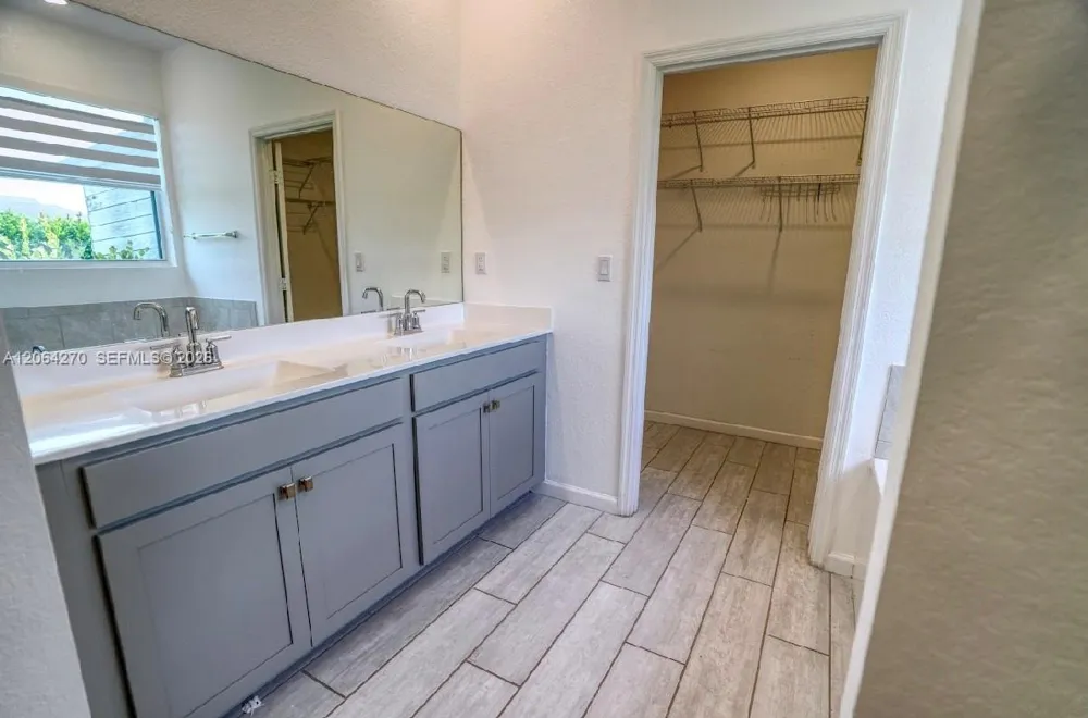 30600 SW 193rd Ave Homestead, FL 33030