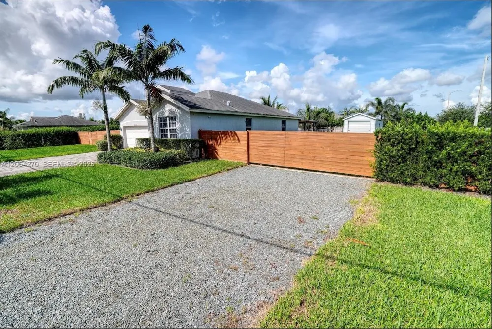 30600 SW 193rd Ave Homestead, FL 33030