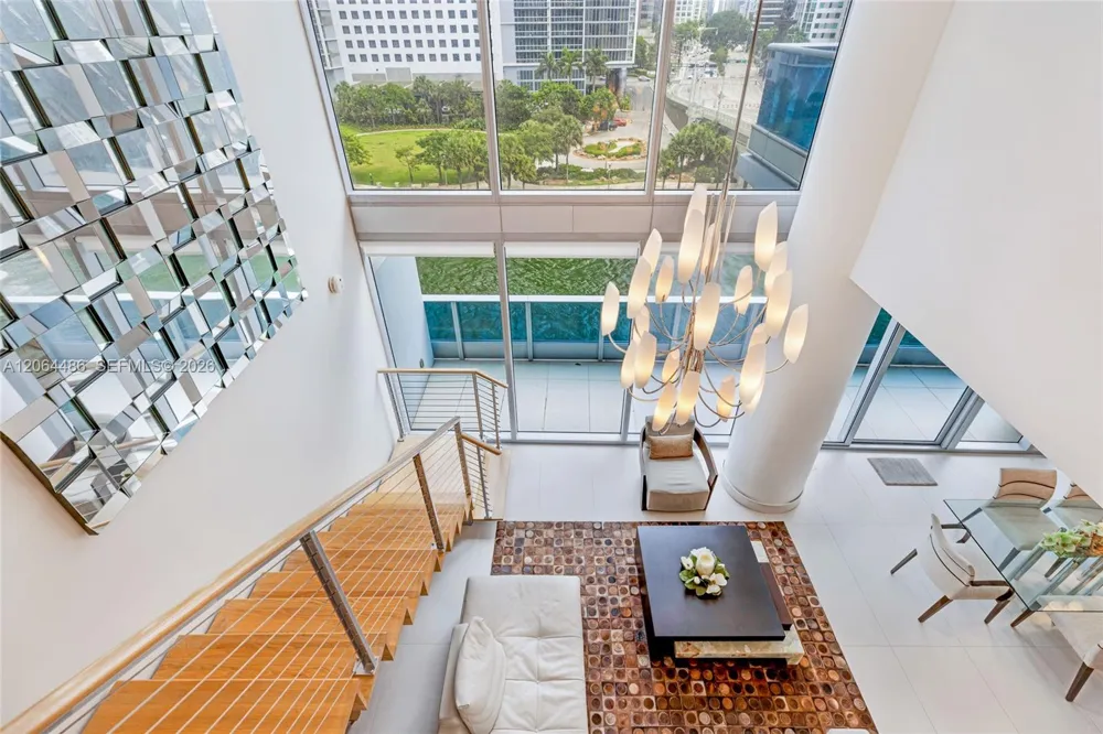 200 Biscayne Boulevard Way #504 Miami, FL 33131