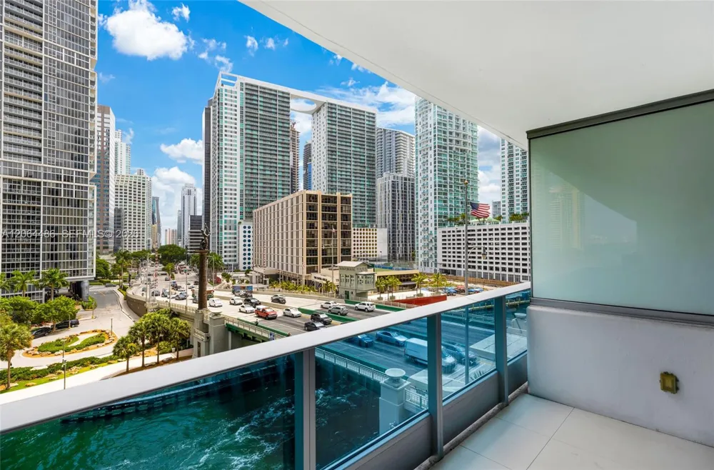 200 Biscayne Boulevard Way #504 Miami, FL 33131