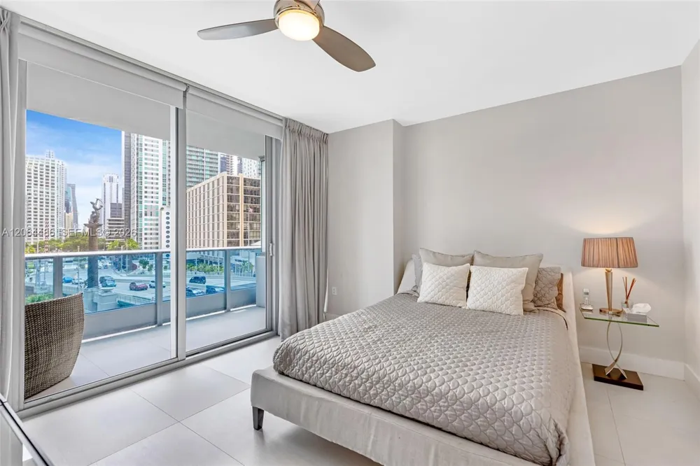 200 Biscayne Boulevard Way #504 Miami, FL 33131
