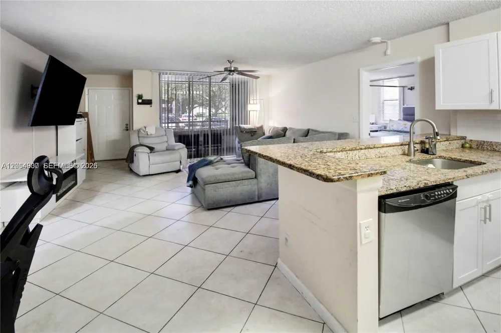 831 Lyons Rd #23101 Coconut Creek, FL 33063